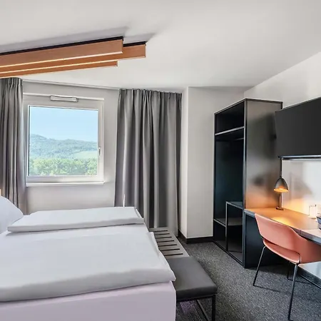 B&B Hotel Freiburg-Sued-3